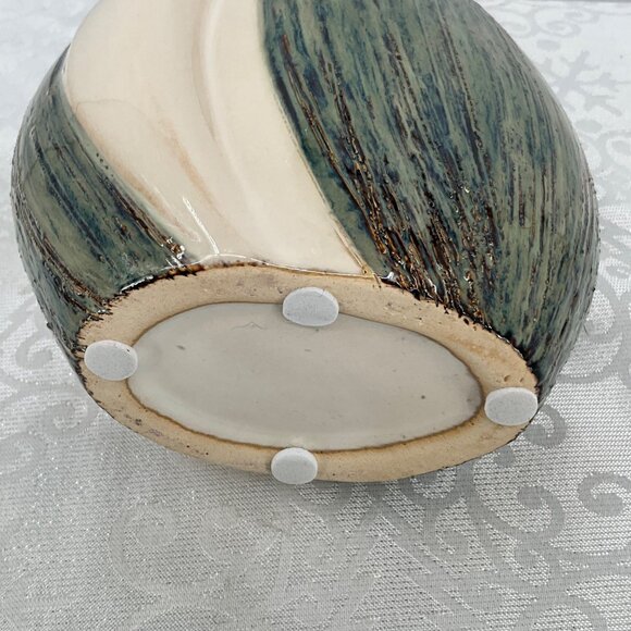 Abstract Green & Cream Ceramic Vase - Picture 9 of 9